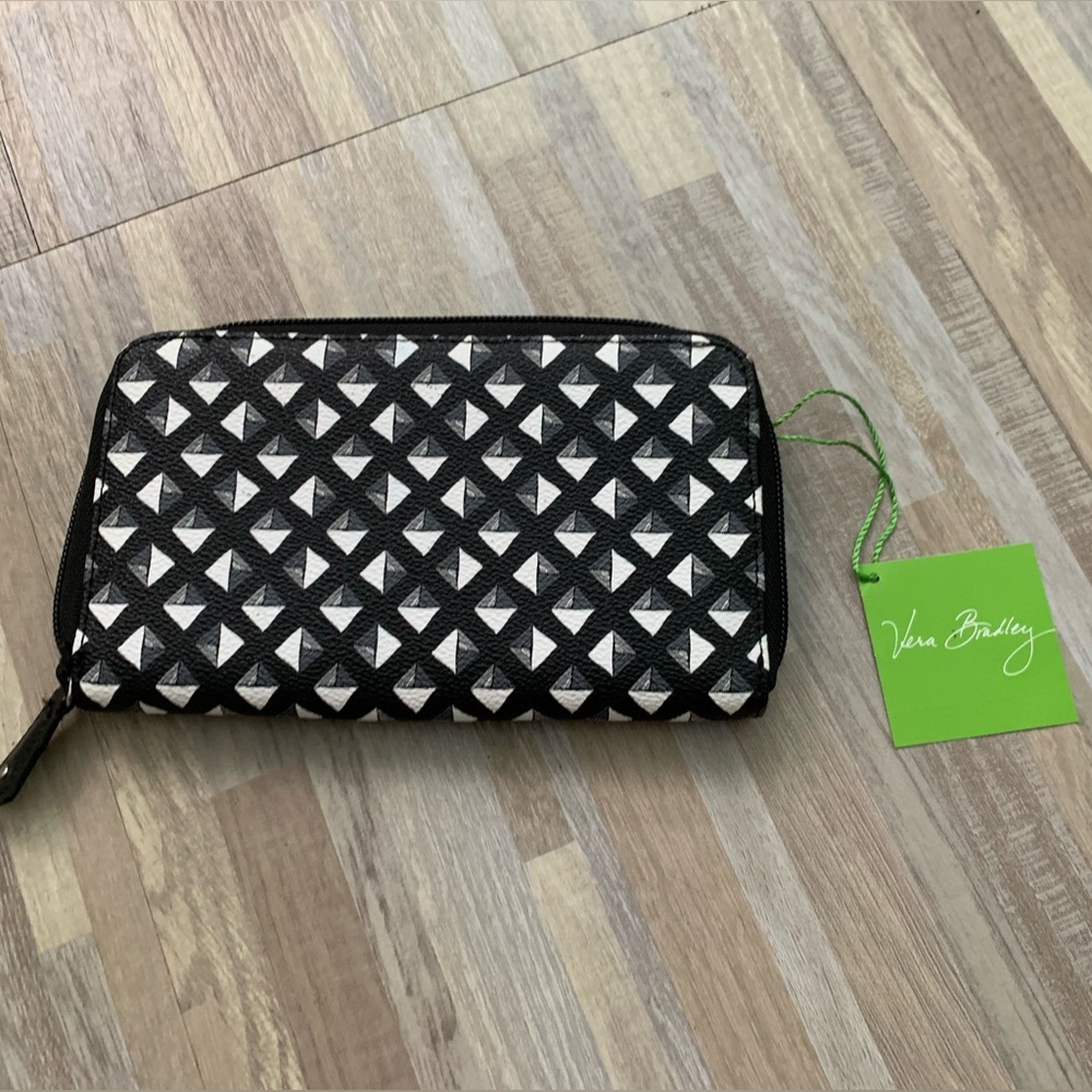 NWT Vera Bradley Zip Around Wallet